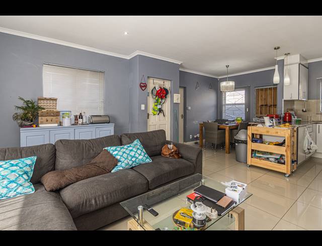 3 BEDROOM HOUSE FOR SALE IN PARKLANDS